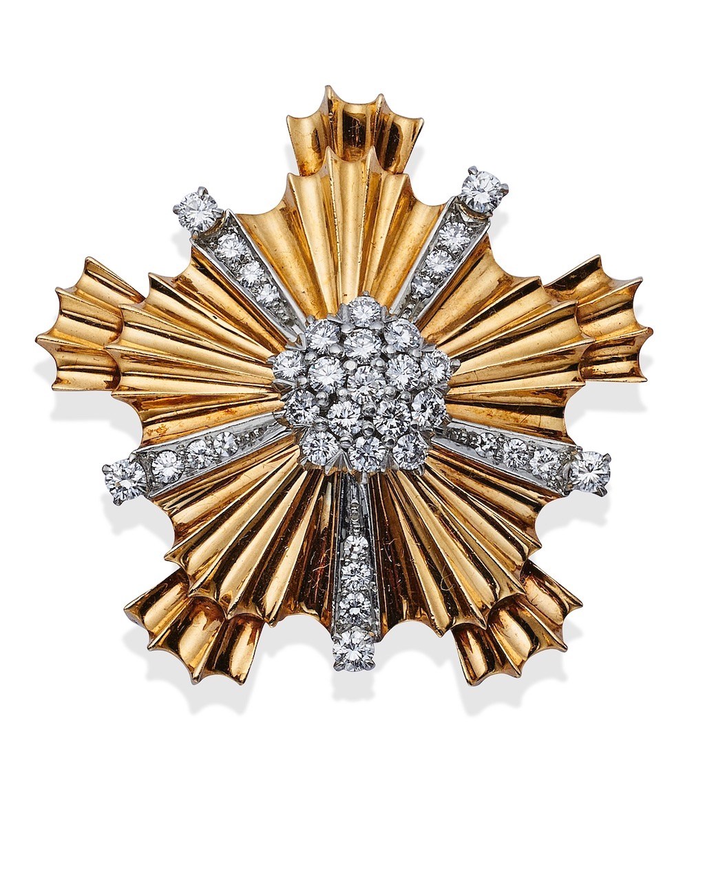 Jeremy Allen White Wore a Vintage Brooch from the Tiffany & Co. Archives to the 2025 SAG Awards
