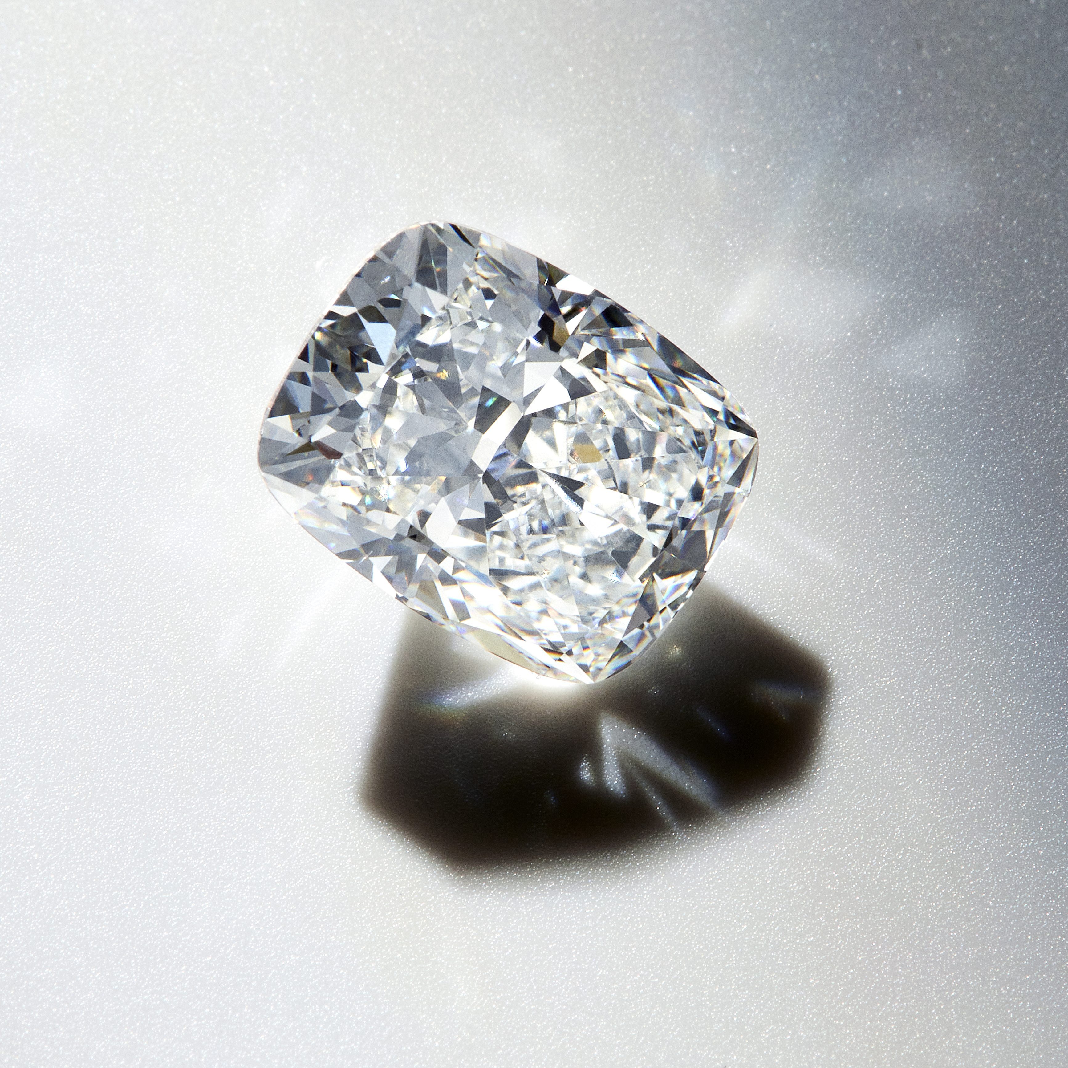 Cushion cut diamond engagement ring