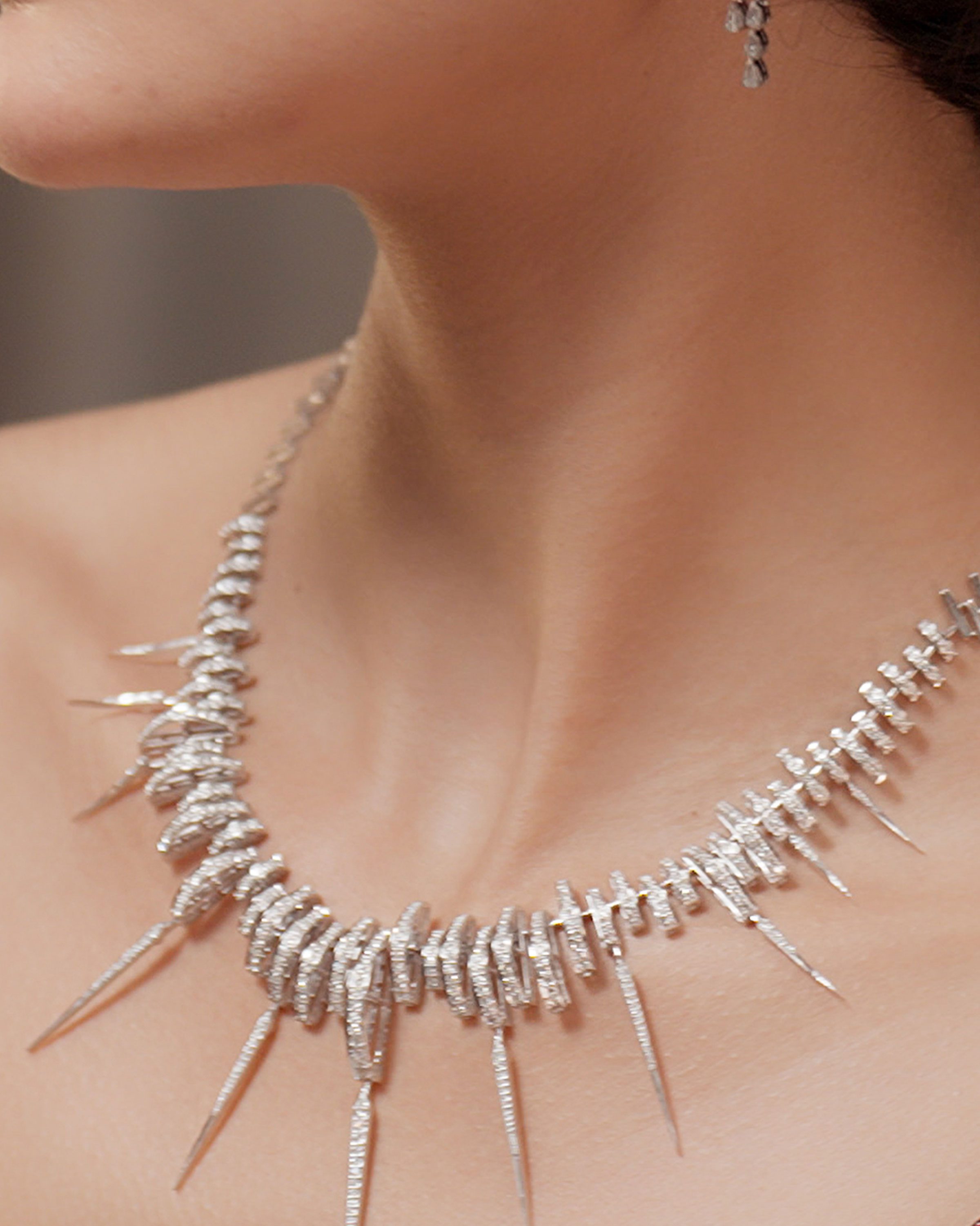 Bridal elegance with a diamond necklace