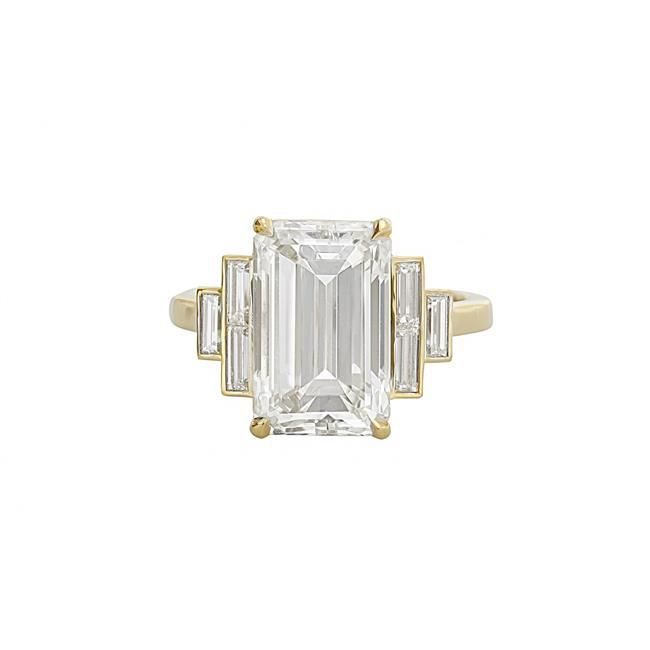 yellow gold engagement ring