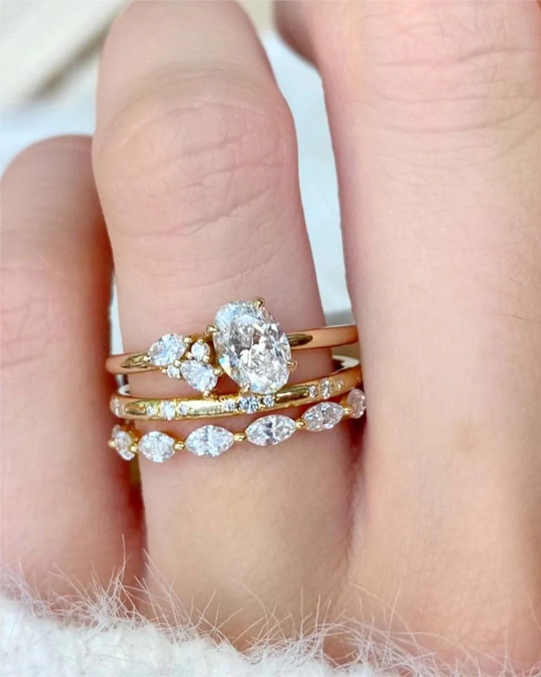 Embrace a Cluster Setting to make an engagement ring look bigger