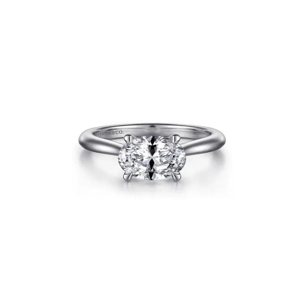 oval engagement rings