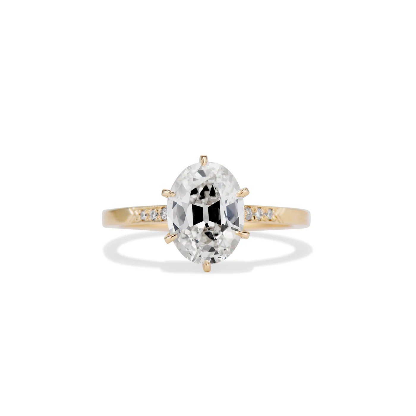 oval engagement rings