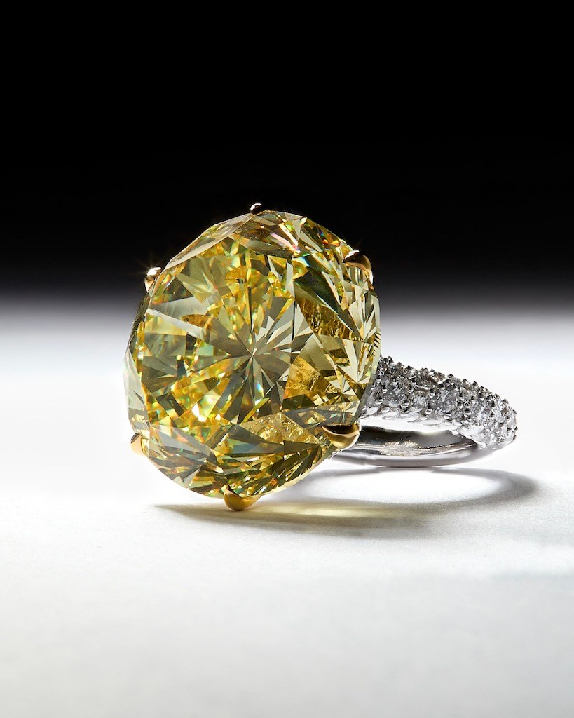 Rare diamonds: Mouawad VIMP diamond ring