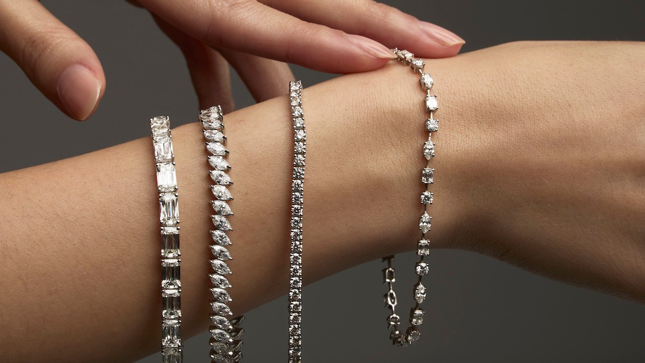 BRACELET STACK WILLIAM GOLDBERG, KWIAT, THE CLEAR CUT (Photographed by Mark Lim for Only Natural Diamonds)