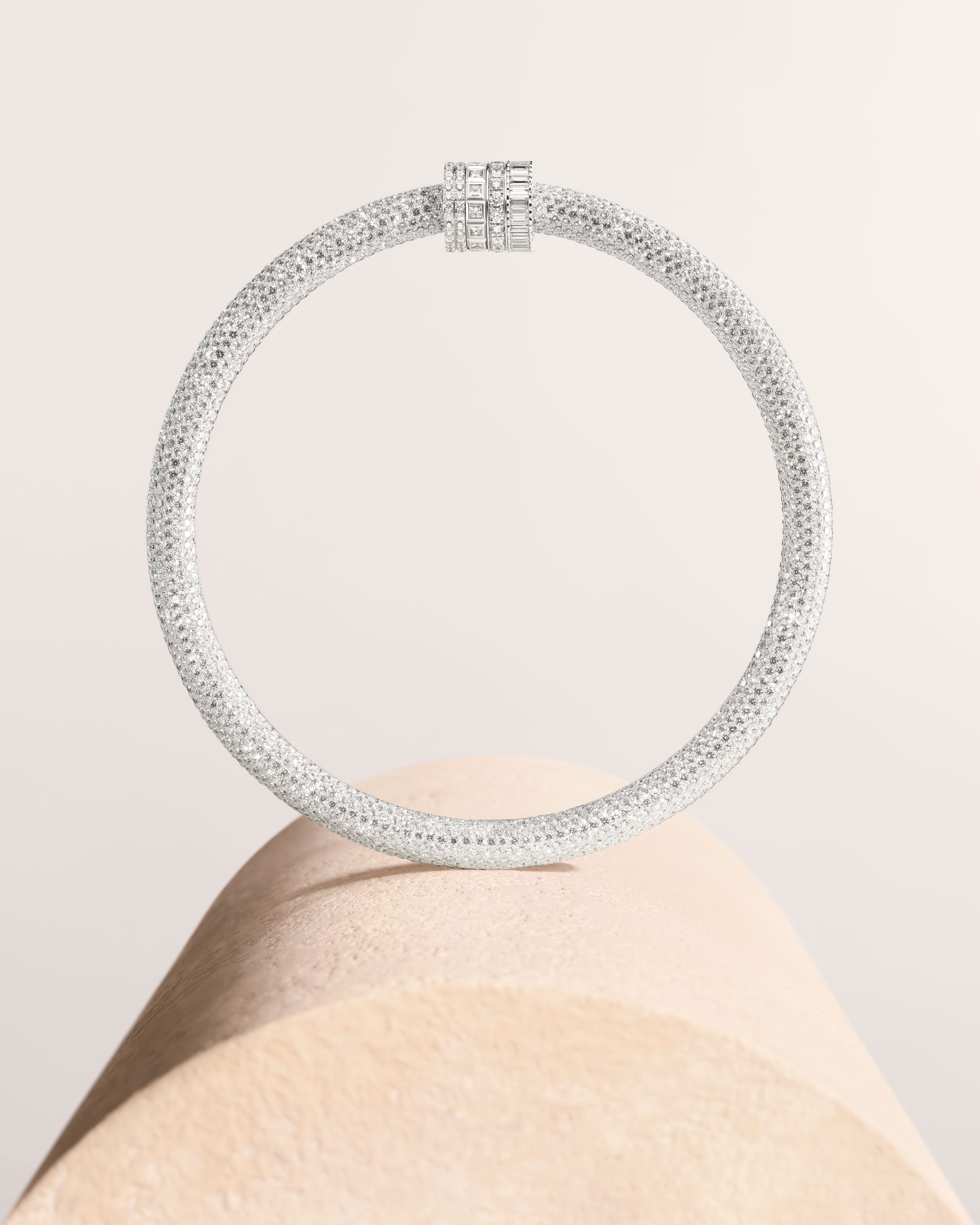 Quatre Necklace, set with round, baguette and princesse cut diamonds for a total of 98.94 cts, on white gold © BOUCHERON