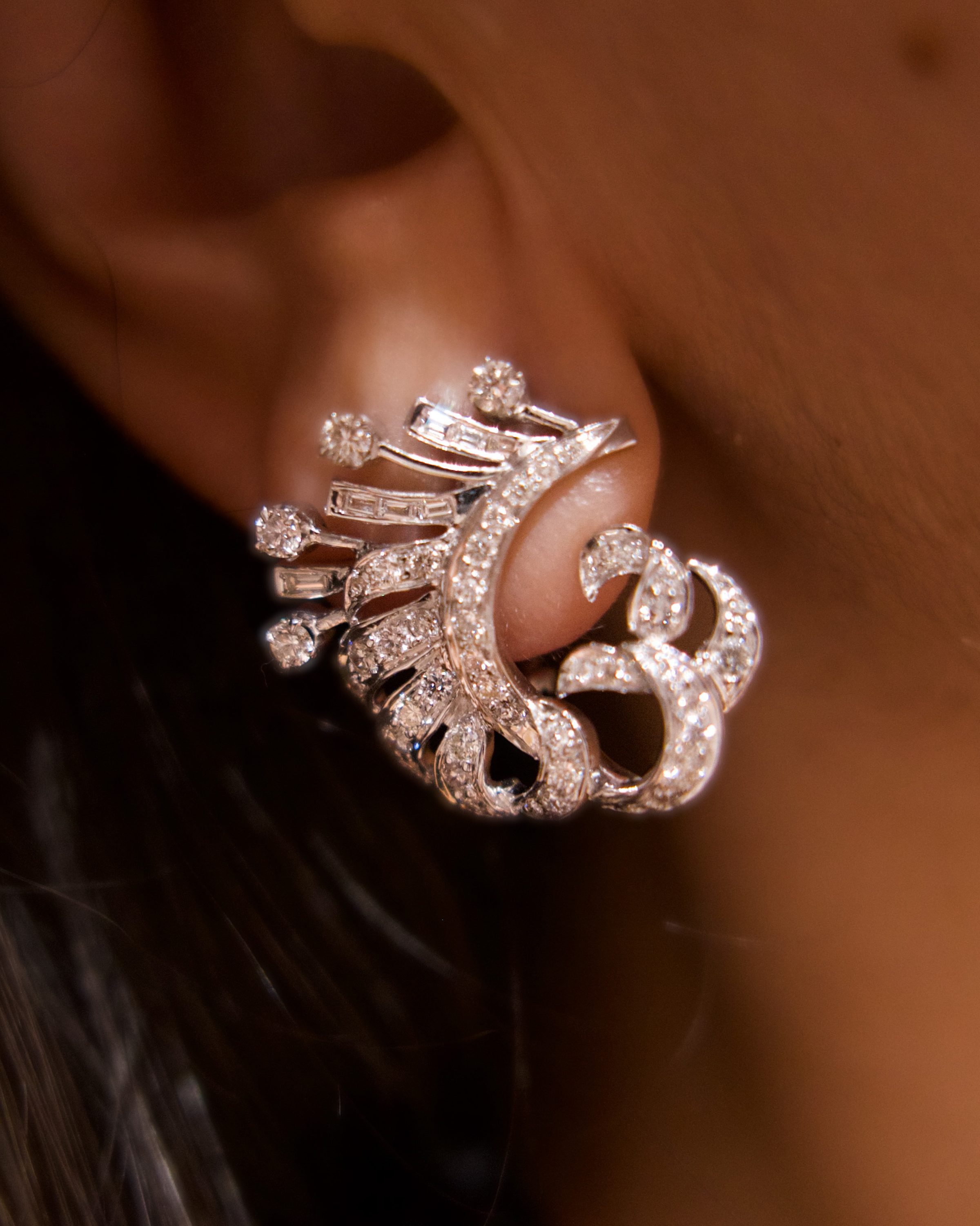 Natural diamond Scroll earrings