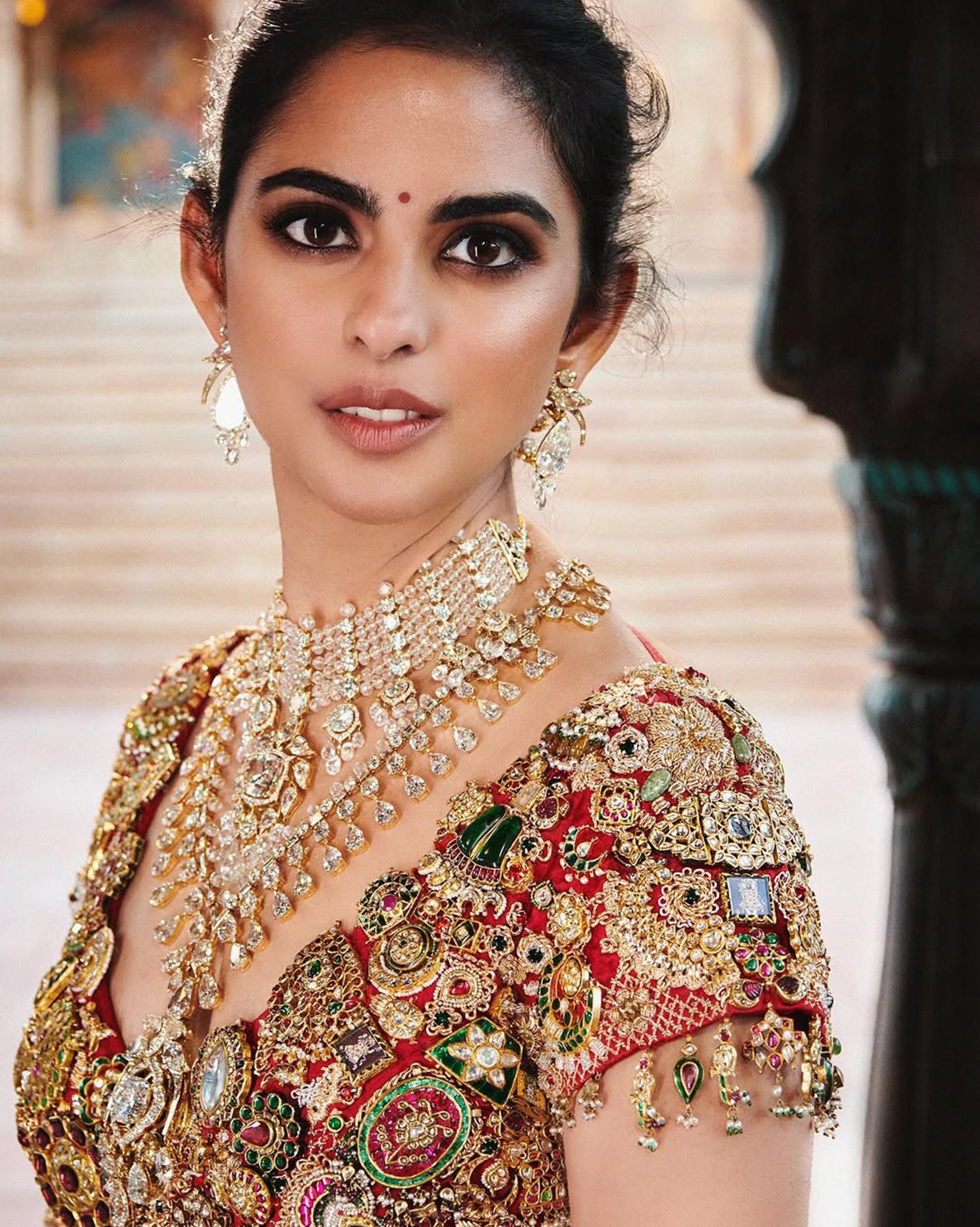 Isha Ambani flaunts Jadau blouse with heirloom polki, rubies, emeralds, and natural diamonds