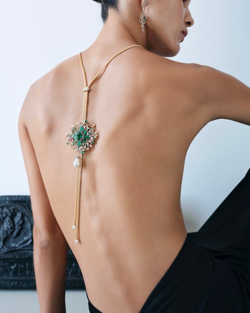 Long Necklace Mellerio Tourmaline, Diamond, Emerald, Pearl, and Sapphire Bellezza Giardino Necklace, Price Upon Request, us.mellerio.fr