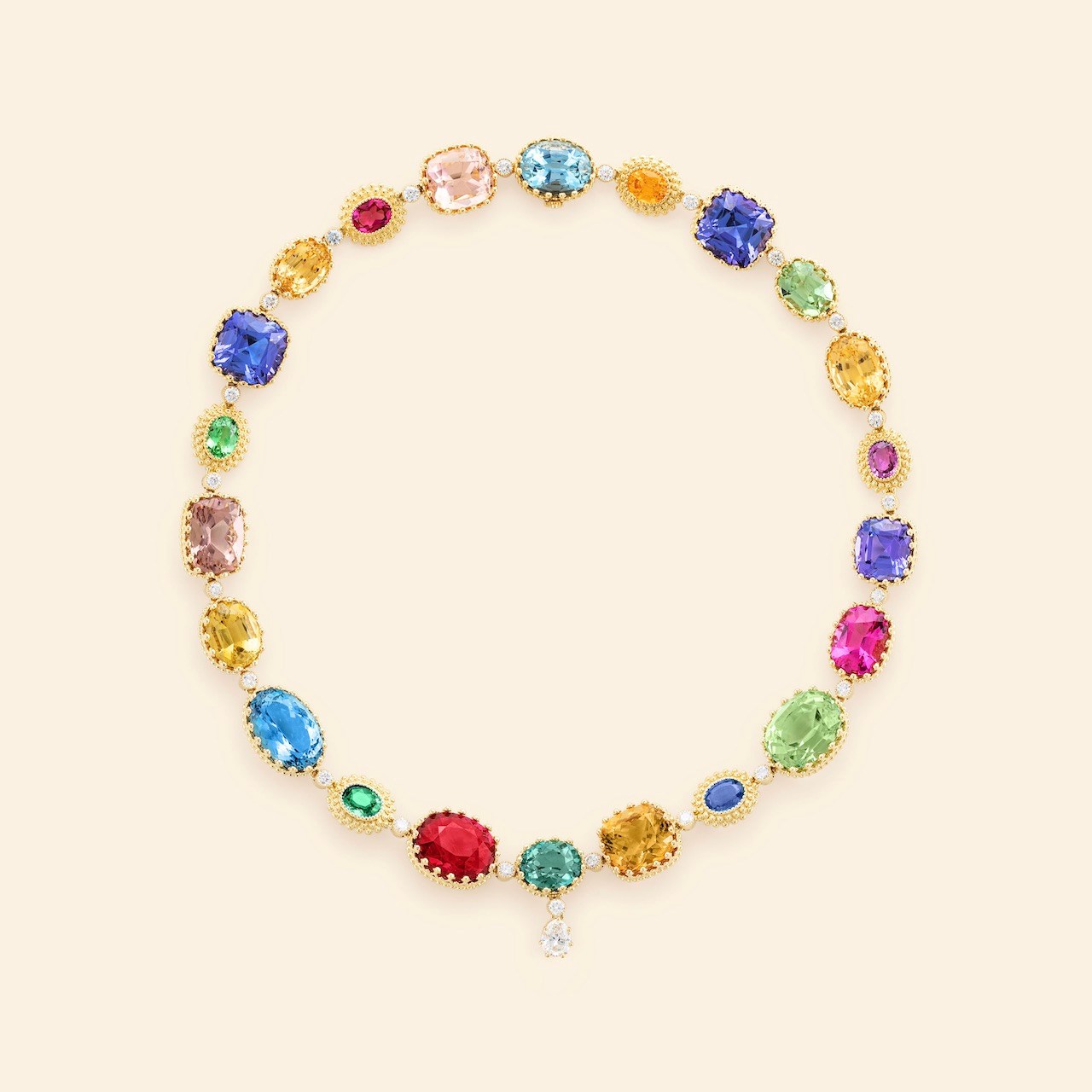 Mellerio jardin des reves necklaces at Versailles