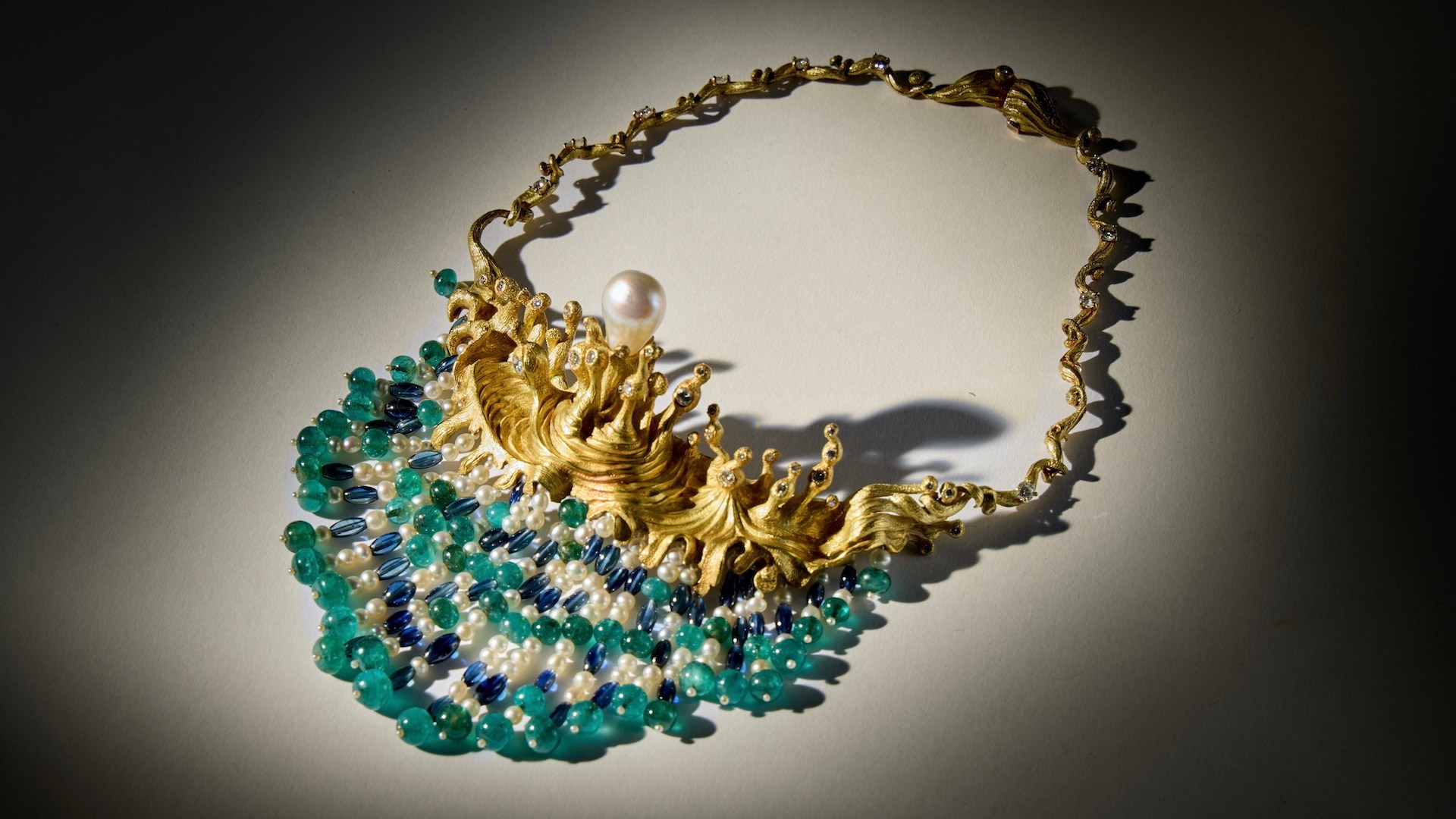 Salvador Dalí Swirling Sea Necklace Sotheby's Auction House Breaking News