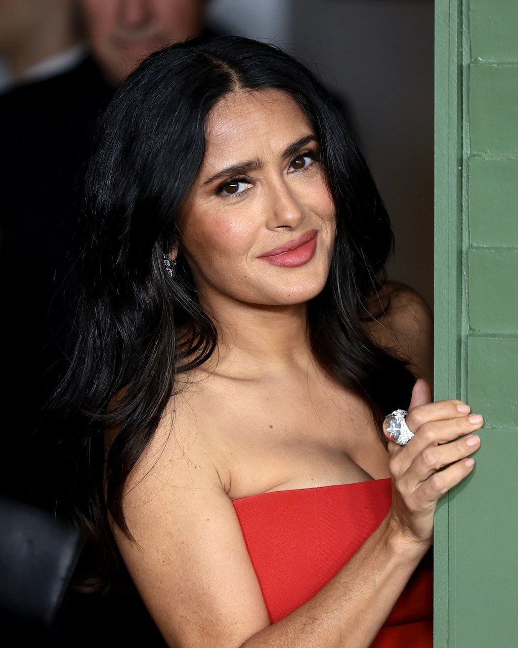 cocktail ring: Salma Hayek