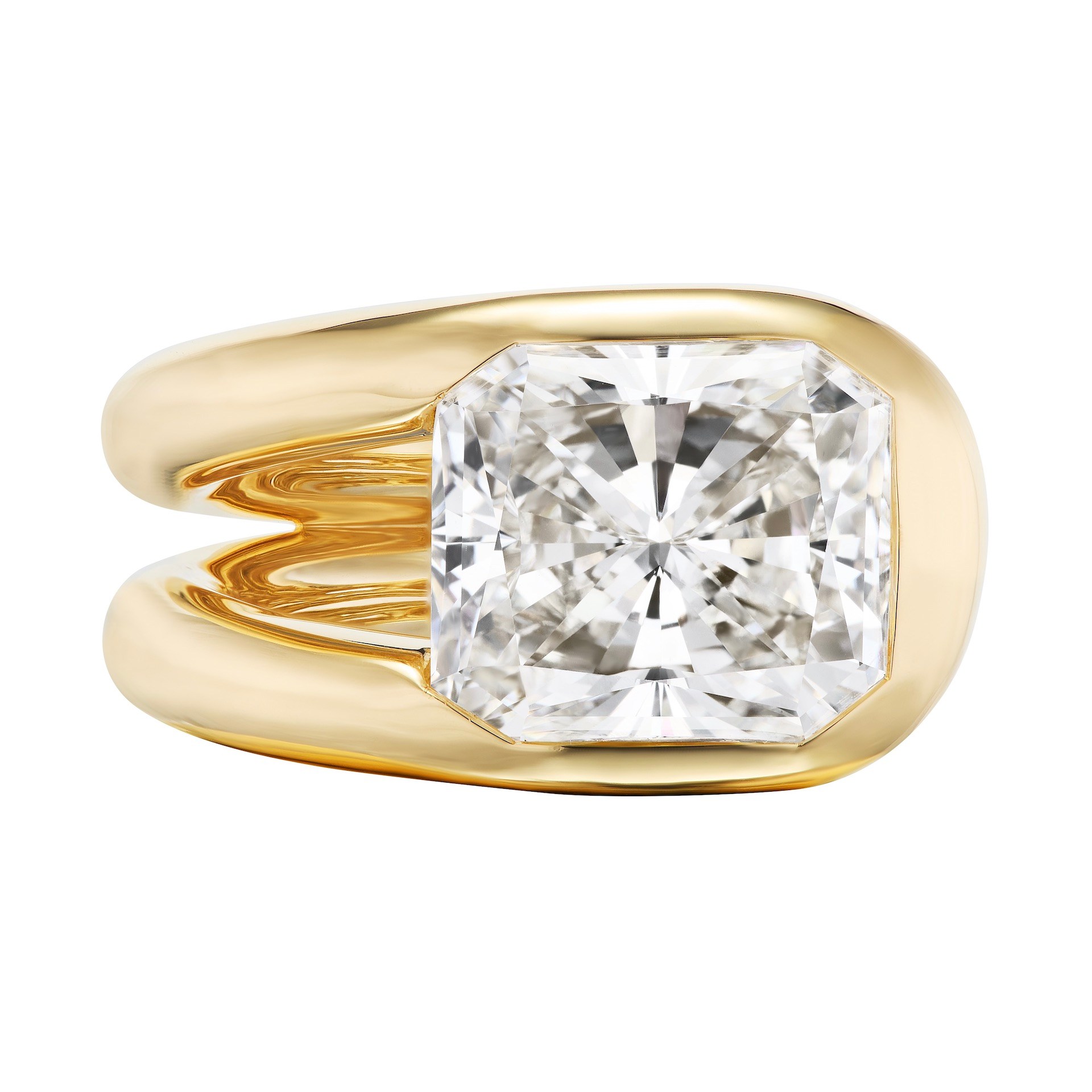 Heidi Farrugia's Engagement Ring Redesign by Uniform Object