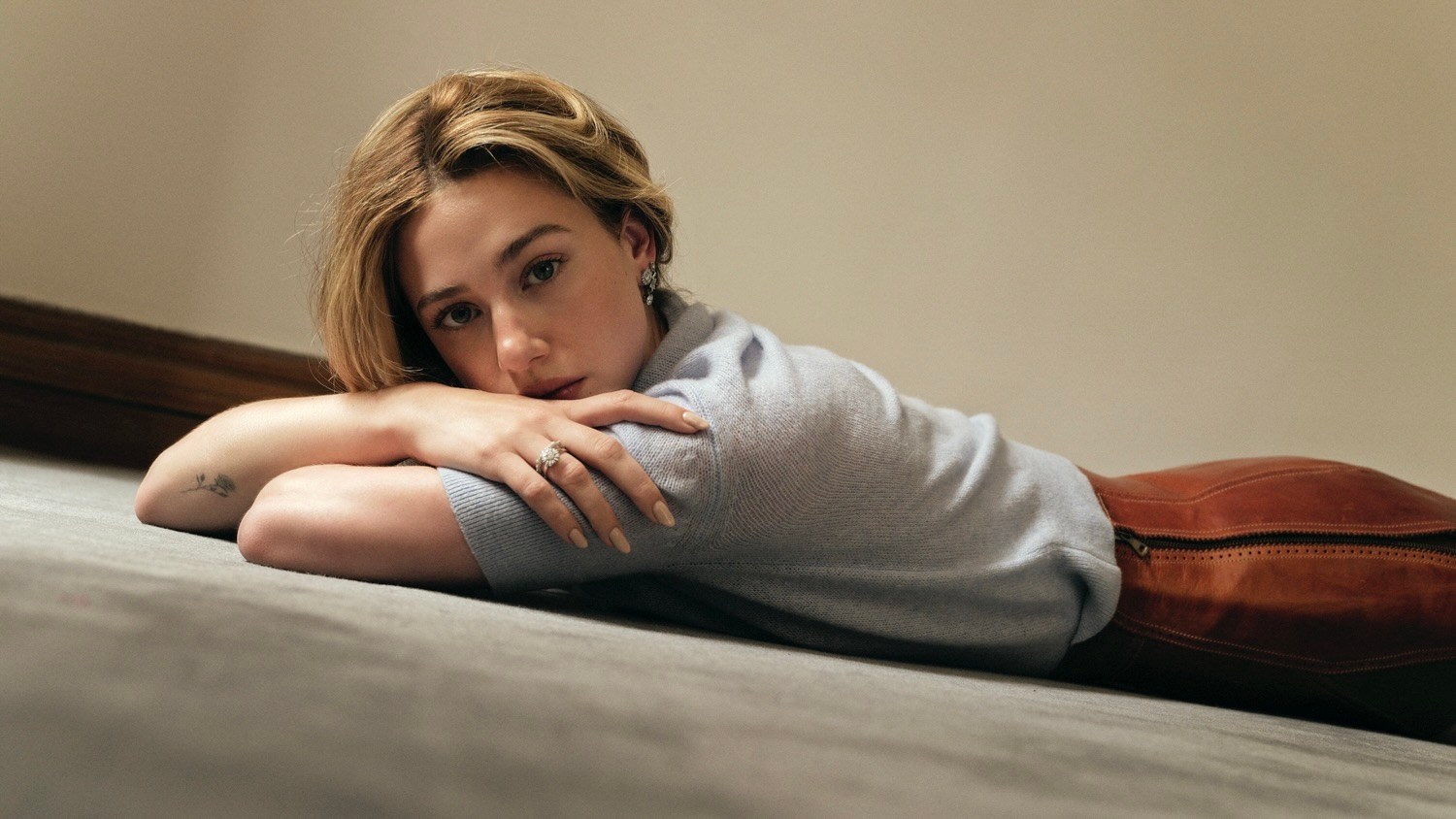 Riverdale actress Lili Reinhart shines in diamond jewelry