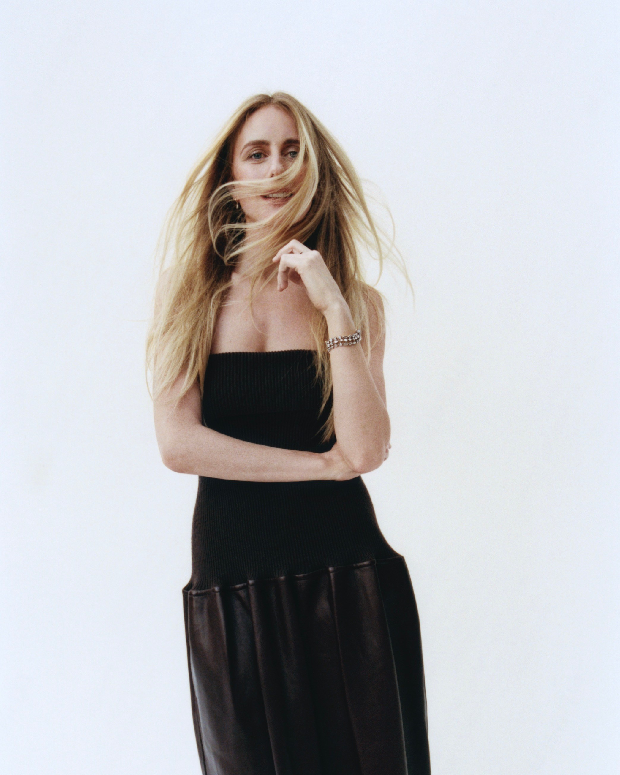 Season 2 Nobody Needs This Actress Justine Lupe