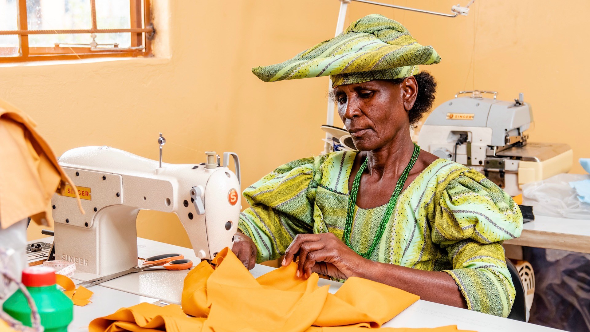 As part of the De Beers-backed Tokafala program, Keleitshwaretse Mothadiwa was trained and mentored with the skills needed to earn a steady income, gain independence, and, in turn, support their families and communities