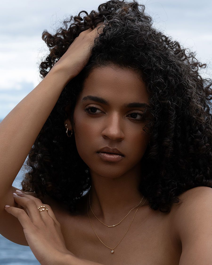 Ernest Jones Kleora Collection: Electrum and diamond jewelry