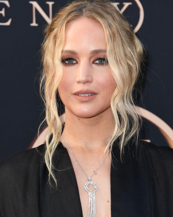 Jennifer Lawrence Wore NIWAKA Fine Jewelry to the Dark Phoenix Premiere