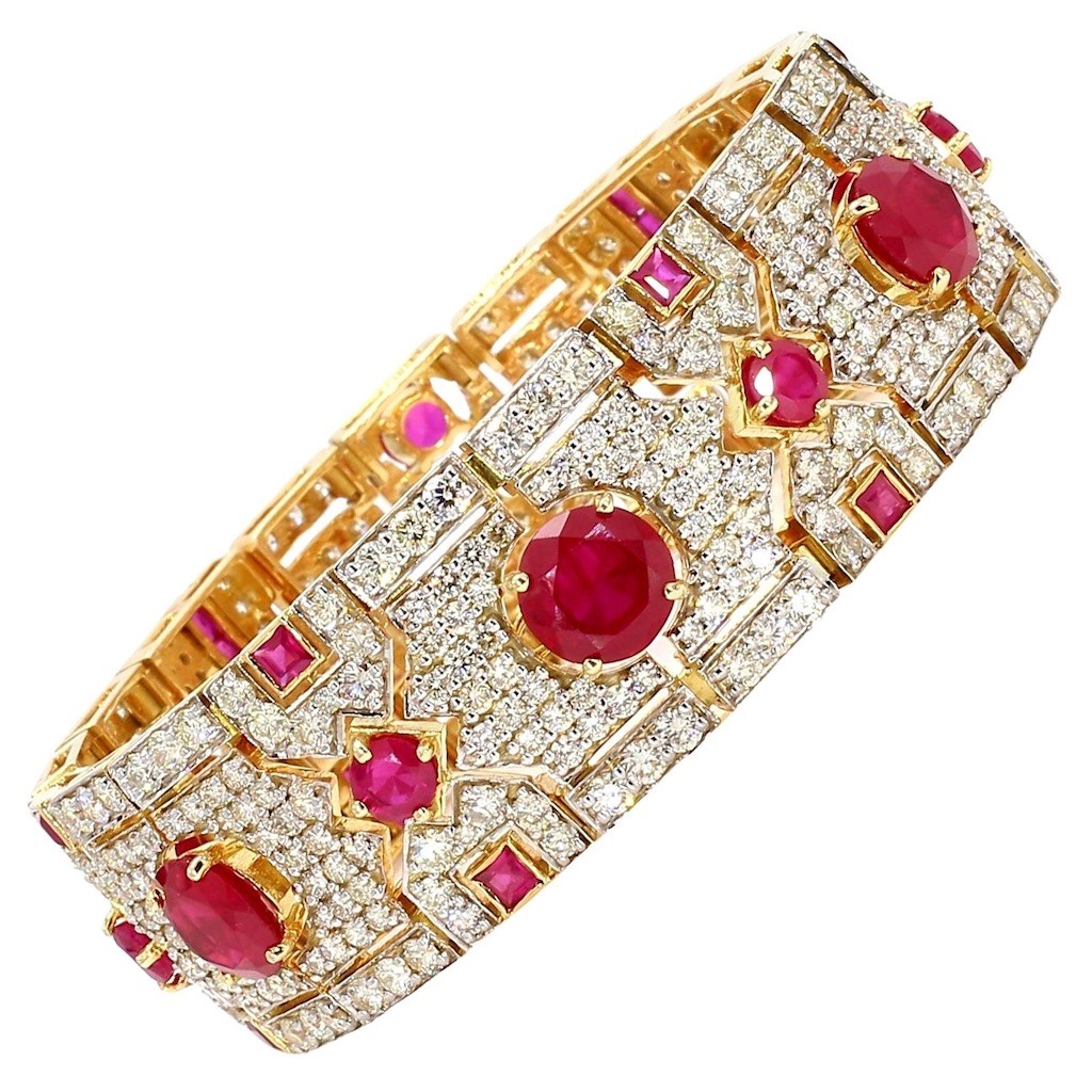 How to Sell a Diamond: Diamond Bracelet (Courtesy of 1stDibs)