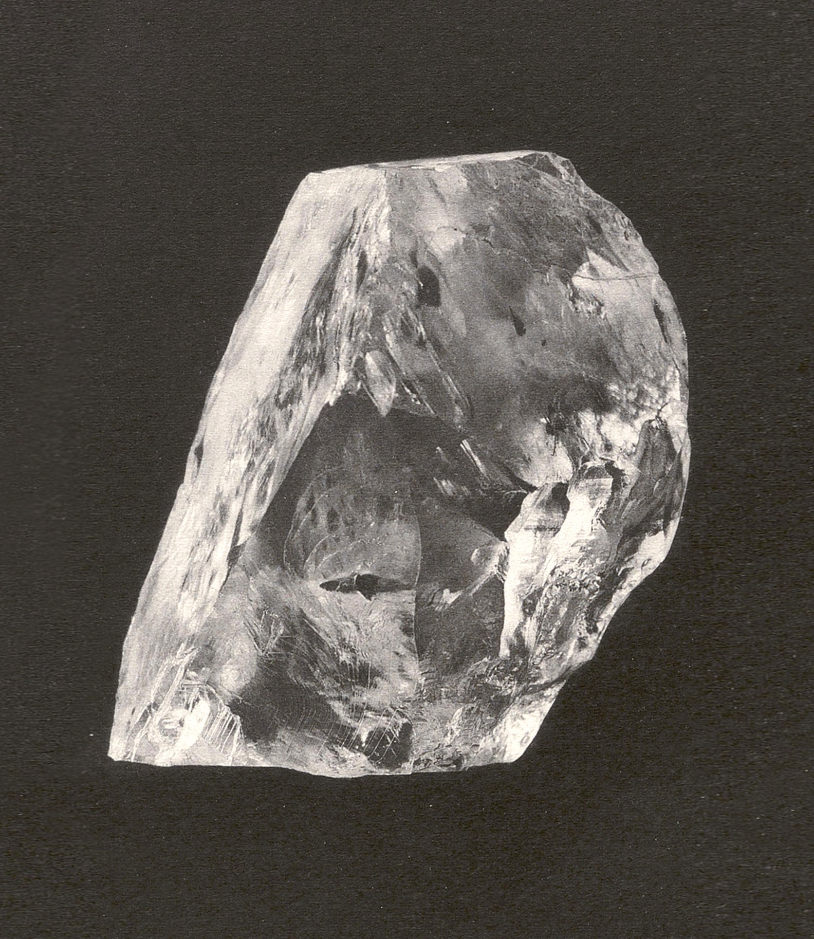 The rough Cullinan Diamond. (The Cullinan (1908)/ Wikimedia Commons/ Public Domain)