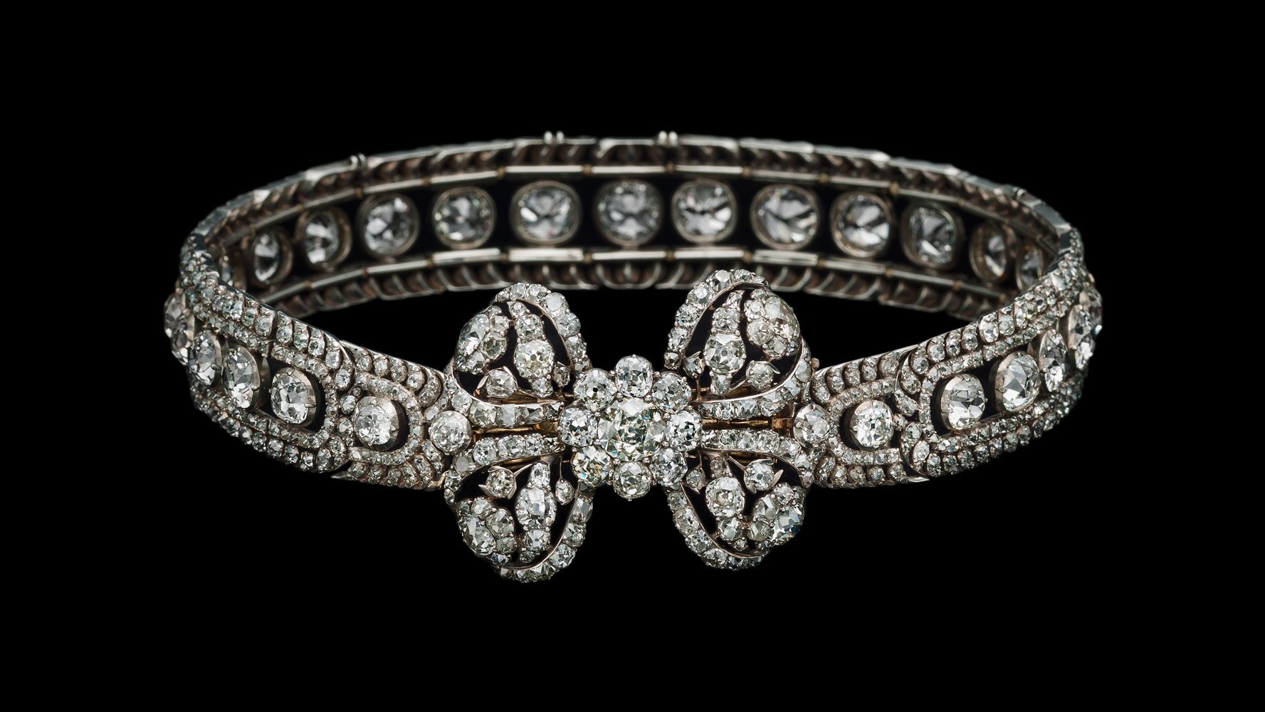 Royal Jewelry Exhibitions in Europe