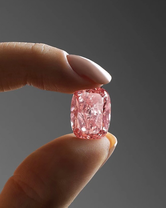The Williamson Pink Star Diamond (Courtesy of Sotheby's)