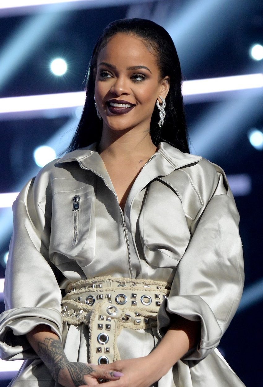 Rihanna 2016 VMAs