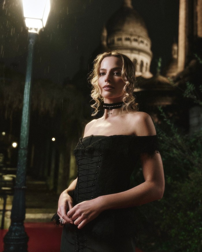 Margot Robbie Wore Jessica McCormack Ribbon Choker to the “Wuthering Heights” Premiere in Paris