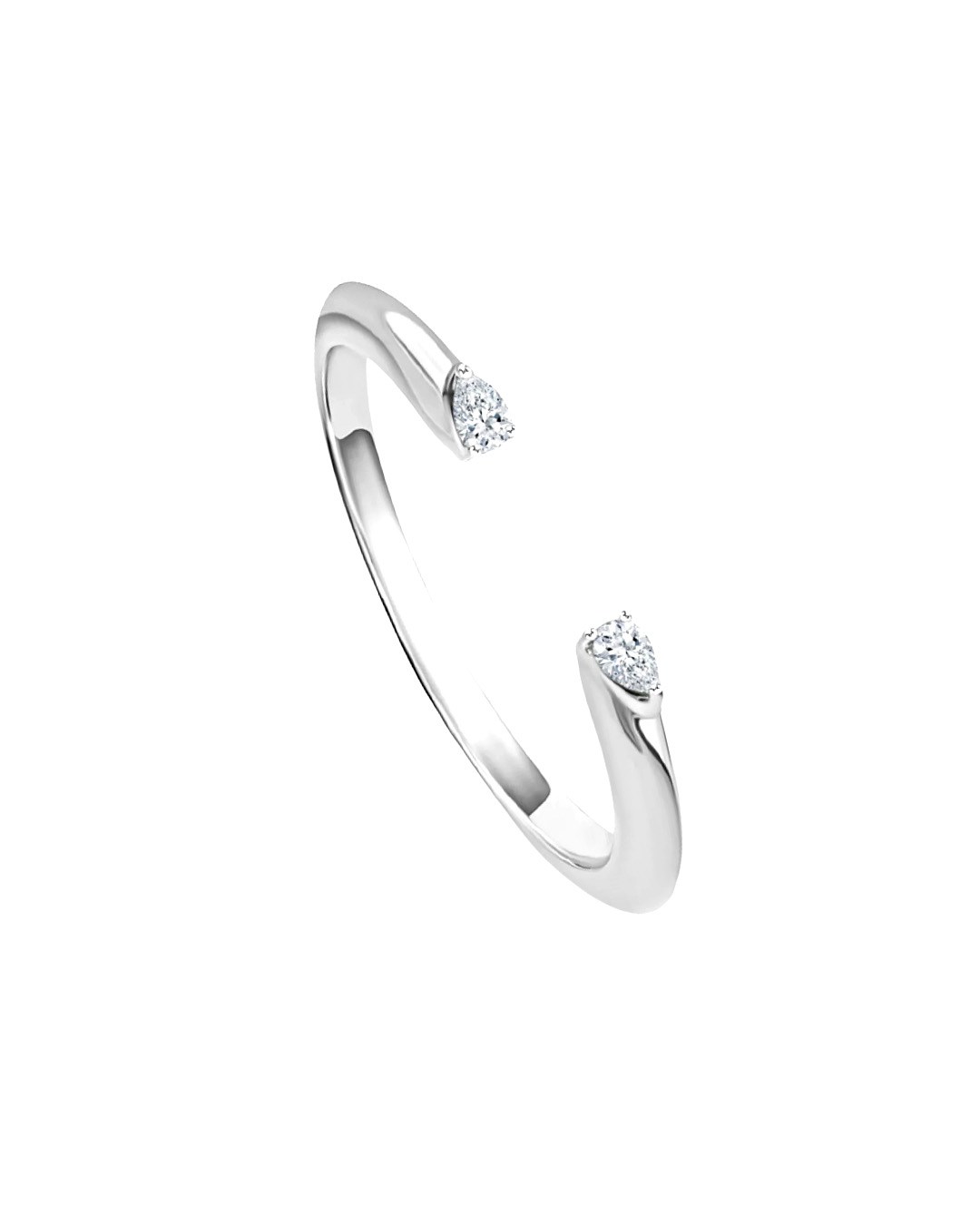 Open cuff bracelet with pear-shaped diamond
