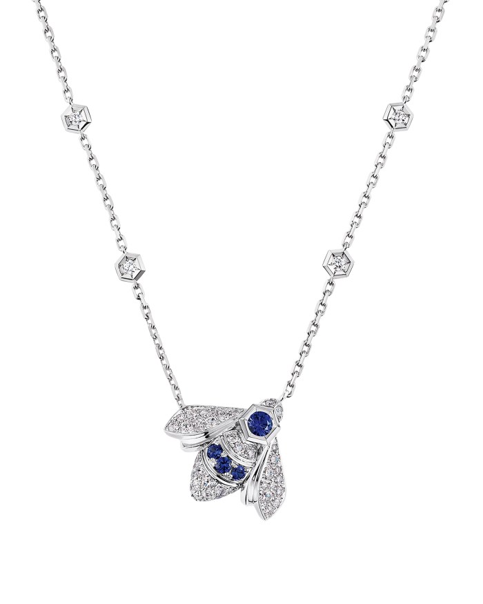 Insect Jewelry Bee de Chaumet pendant in white gold, sapphires and brilliant-cut diamonds