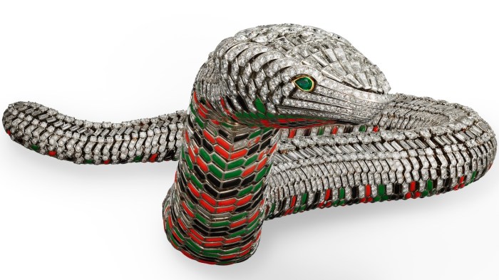 Maria Félix Snake Necklace by Cartier, 1968.