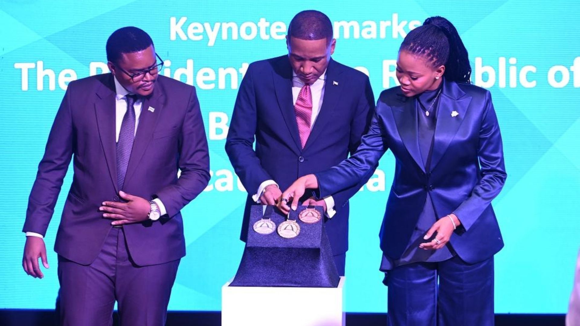 Minister Bogolo Joy Kenewendo addresses attendees and presents medals for the Debswana World Athletics Relays Gaborone 26