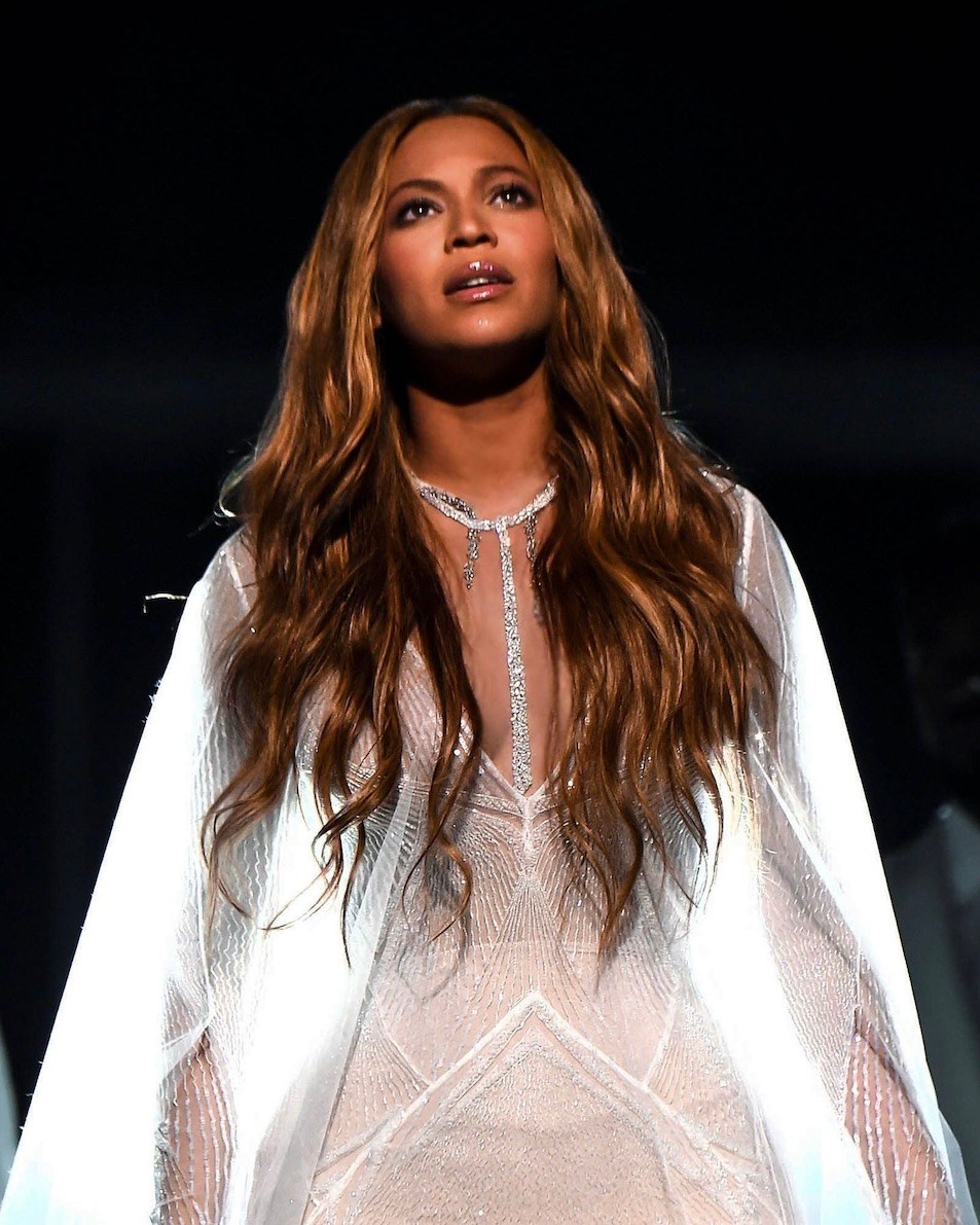 Beyoncé performs onstage during The 57th Annual GRAMMY Awards on February 8, 2015.