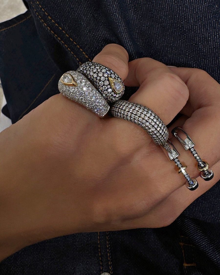 blackened rings