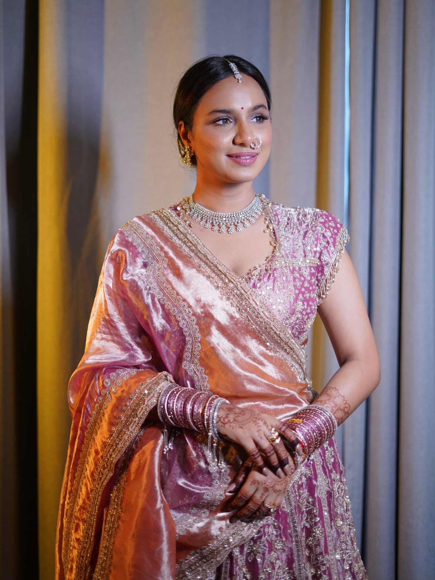 Natural diamond necklace for traditional wedding