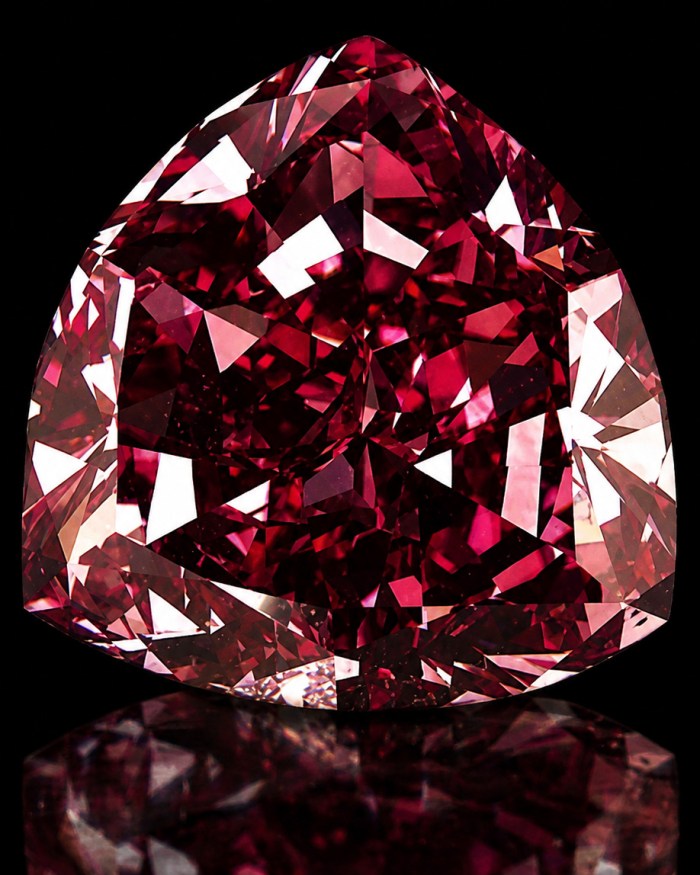 Moussaieff Red Diamond