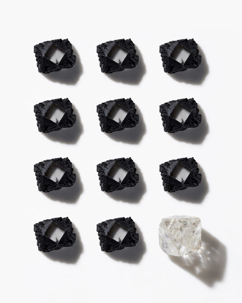 Natural diamond and laboratory-grown diamond comparison