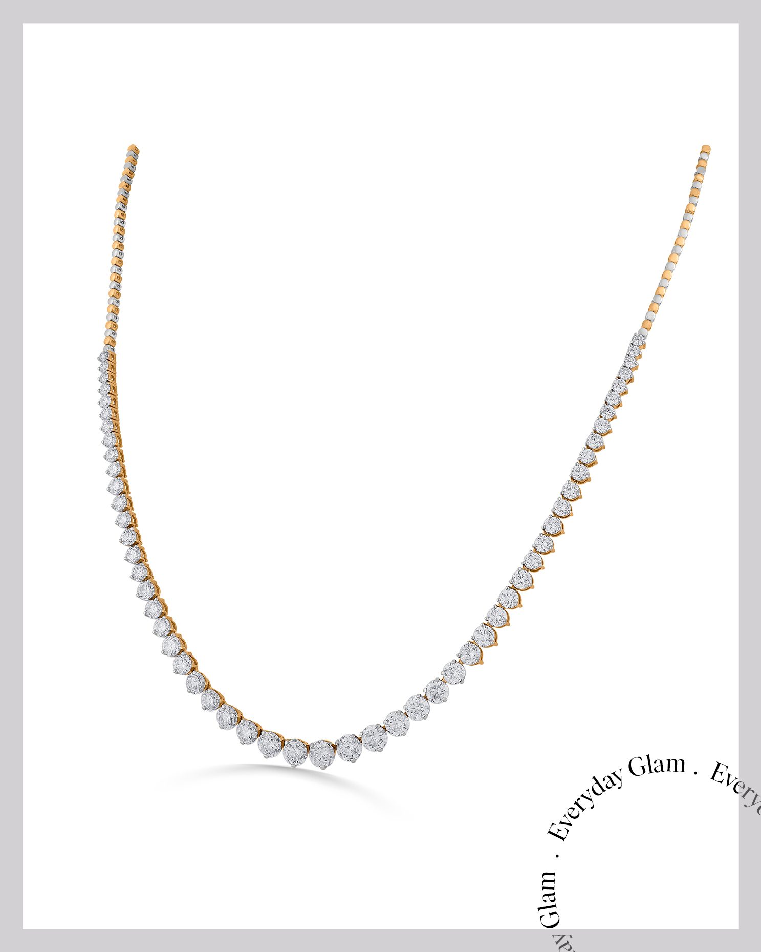 Elegant Graduated Diamond Tennis Necklace in Gold