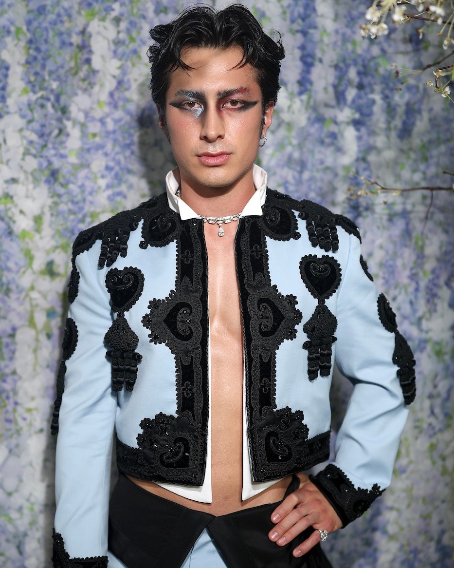 Hudson Williams Wore Bulgari Mens Pinky Ring to the Met Gala 2026