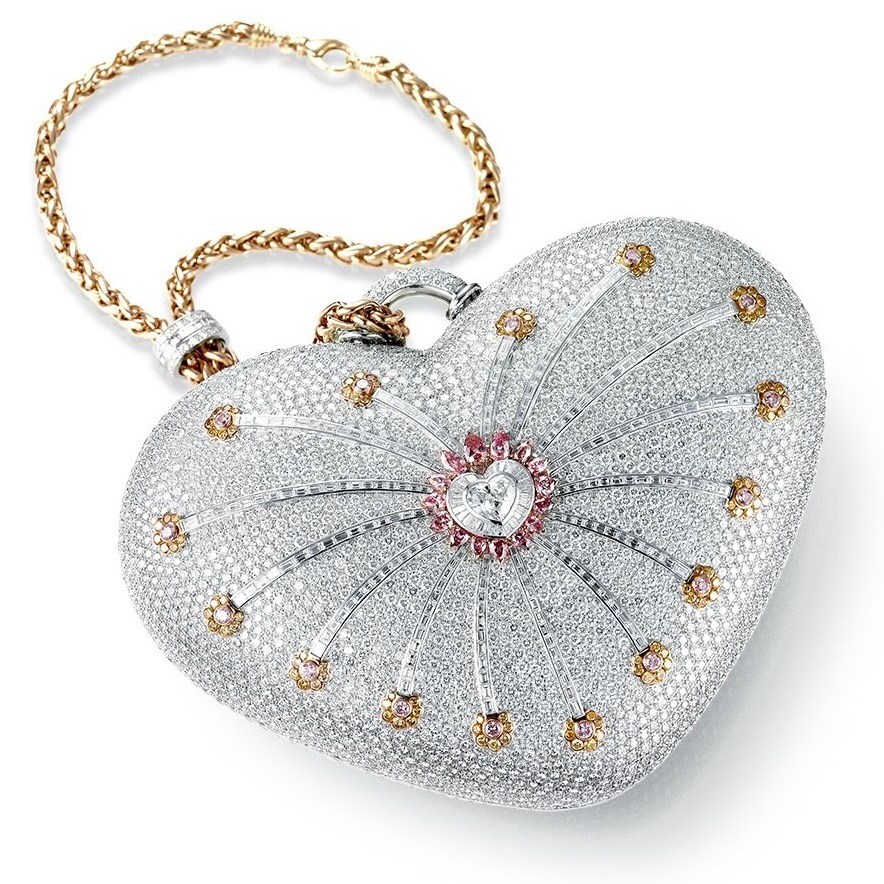 The Mouawad 1001 Nights Diamond Purse Set the Guinness World Record For the Most Valuable Handbag in the World