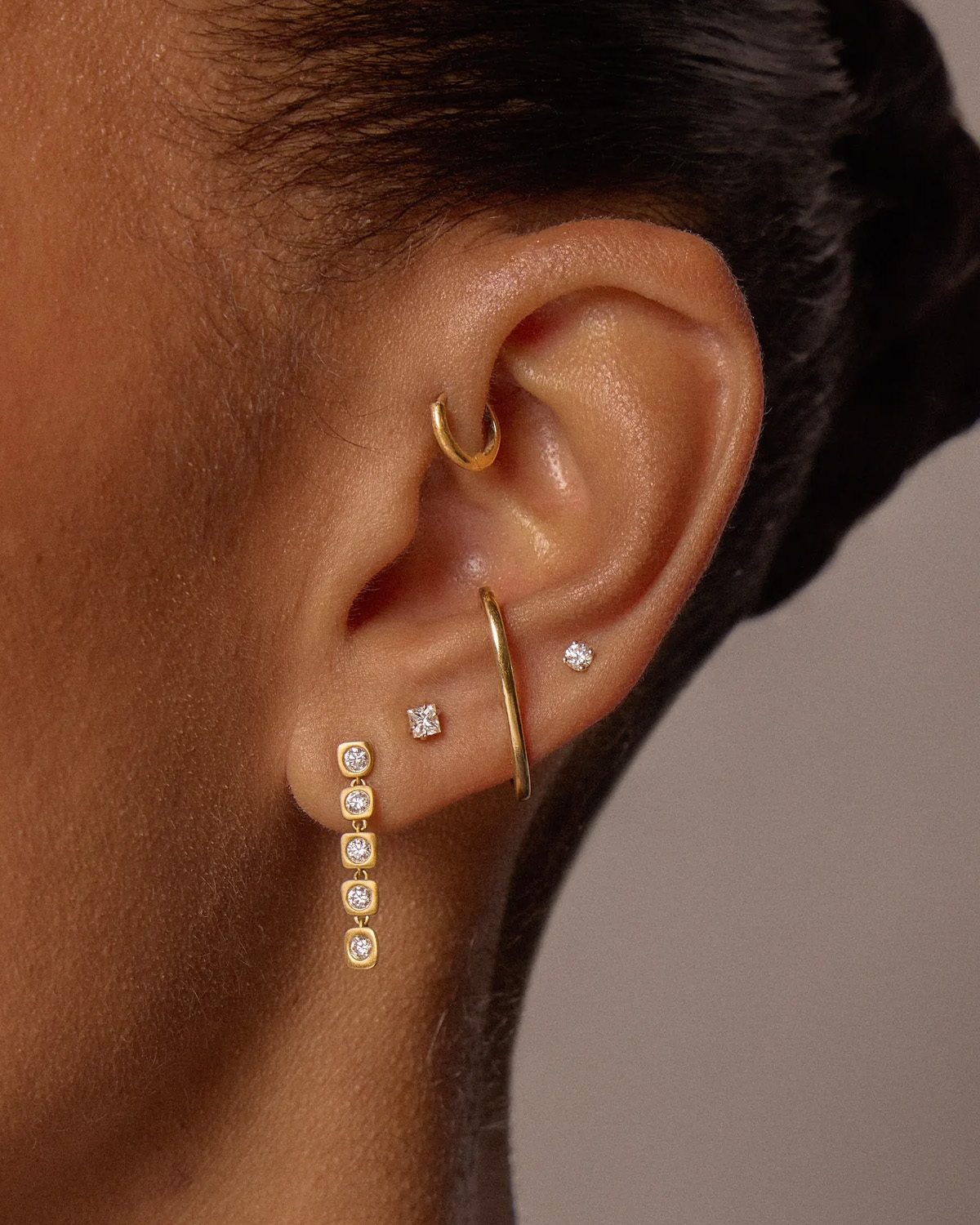 graduation gifts: diamond earrings 