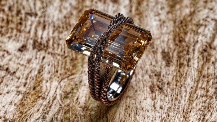 Hemmerle Fancy Deep Brown-Yellow diamond over 28 carats, wrapped in hand-twisted bronze wire, and an inner band of white gold. (Courtesy of Hemmerle)