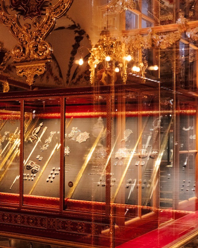 Interior view of the historic Green Vault inside Dresden Castle (Photographed by Benjamin Bouchet)