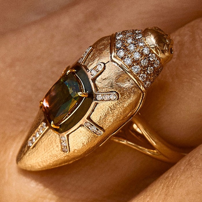 Insect Jewelry Bibi van der Velden Gold Brushed Scarab Ring