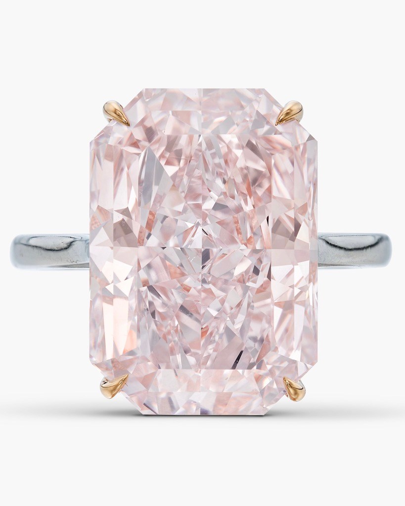 Sotheby's New York High Jewelry Sale in June led pink diamonds