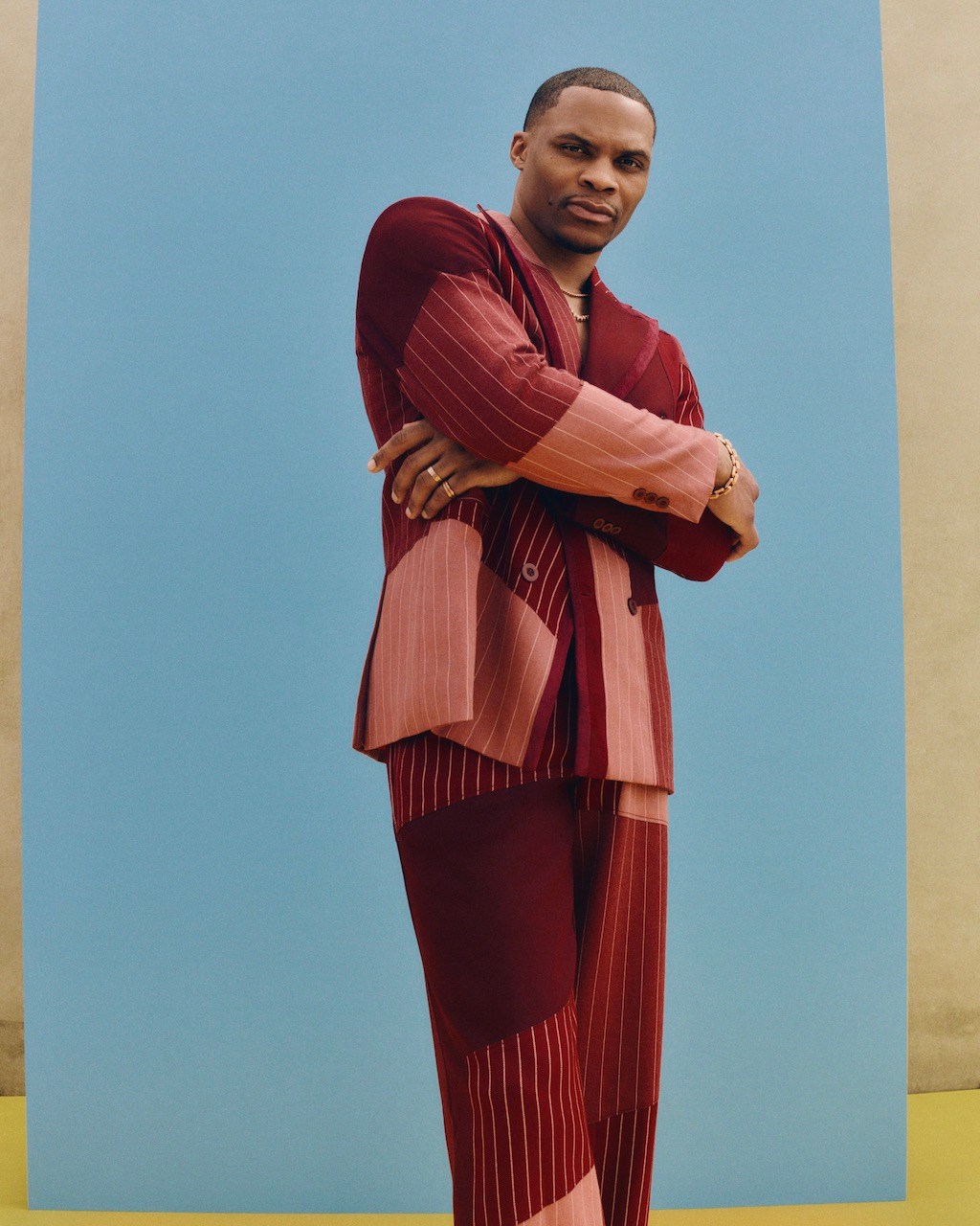 Basketball star Russell Westbrook wearing diamonds