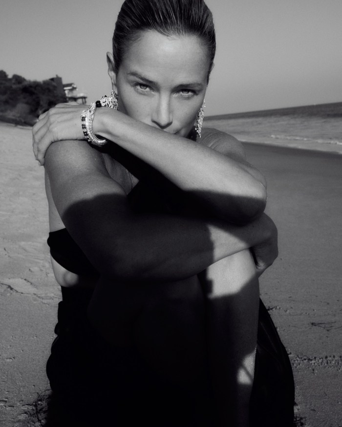 Carolyn Murphy wears CARTIER HIGH JEWELRY