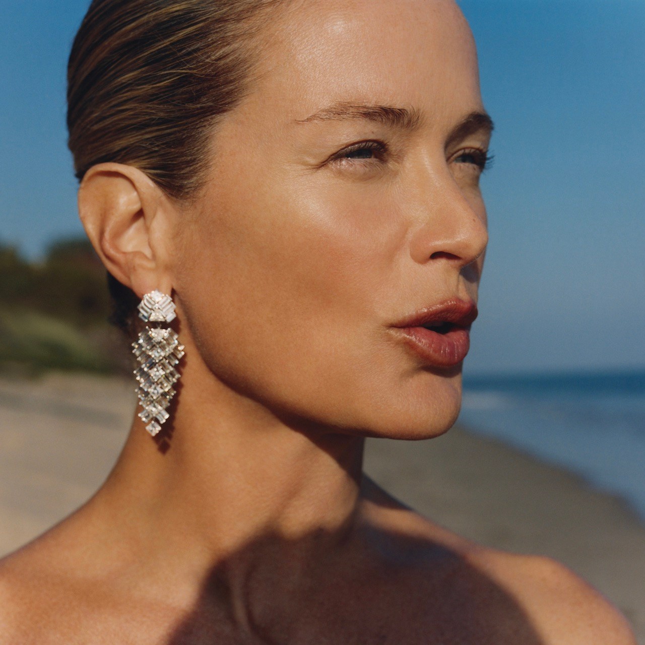 Supermodel Carolyn Murphy wears CARTIER HIGH JEWELRY