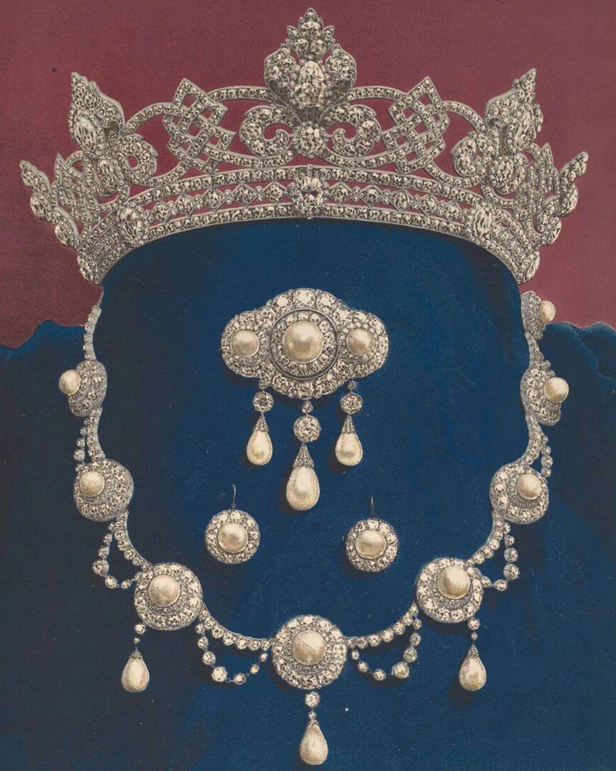 Queen Alexandra's Diamond and Pearl Wedding Parure