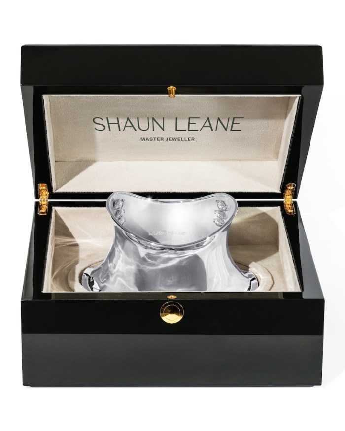 Shaun Leane No.3 of 12 Collar